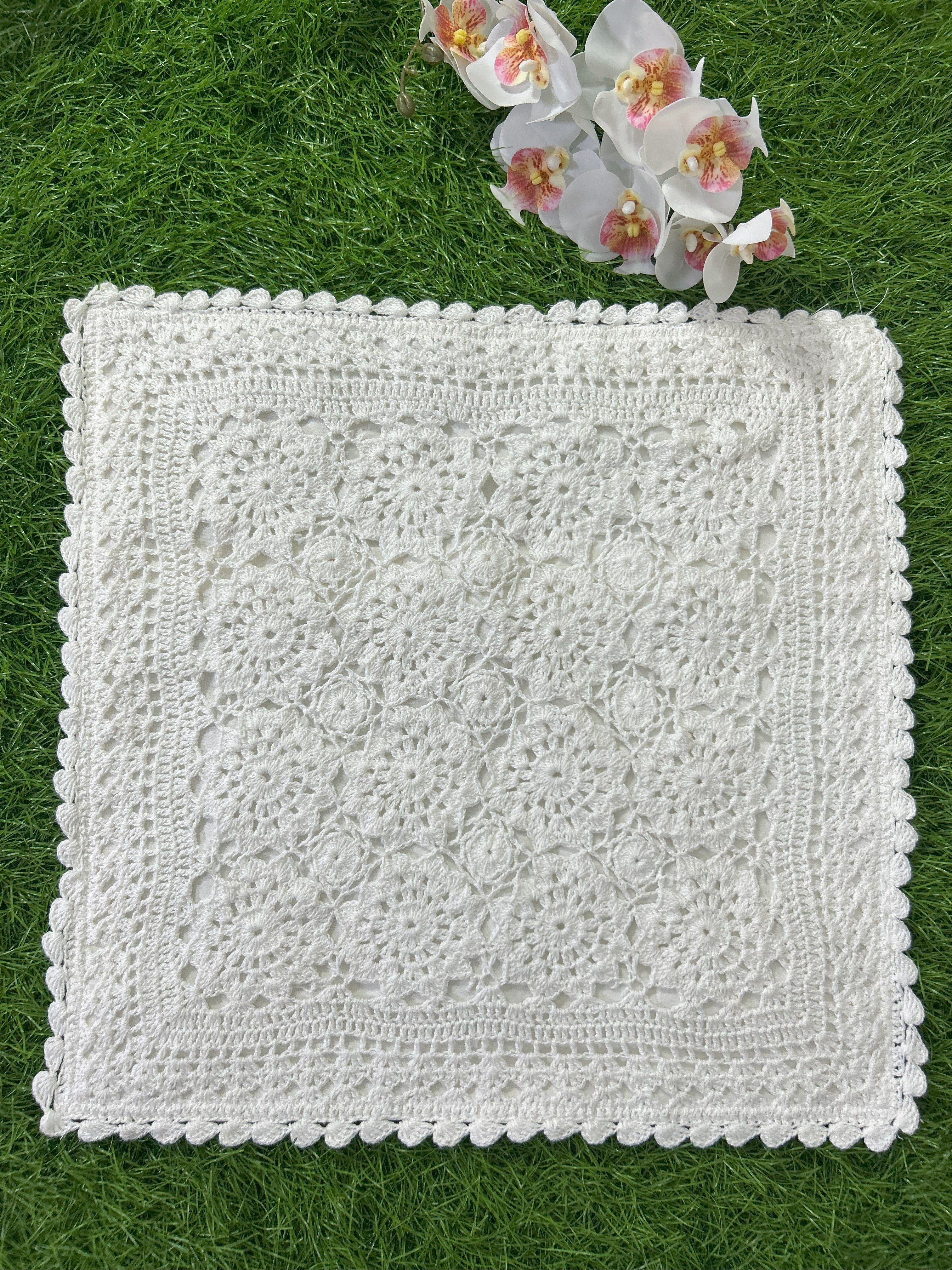 Half White Textured Crochet Cushion Cover – 16×16