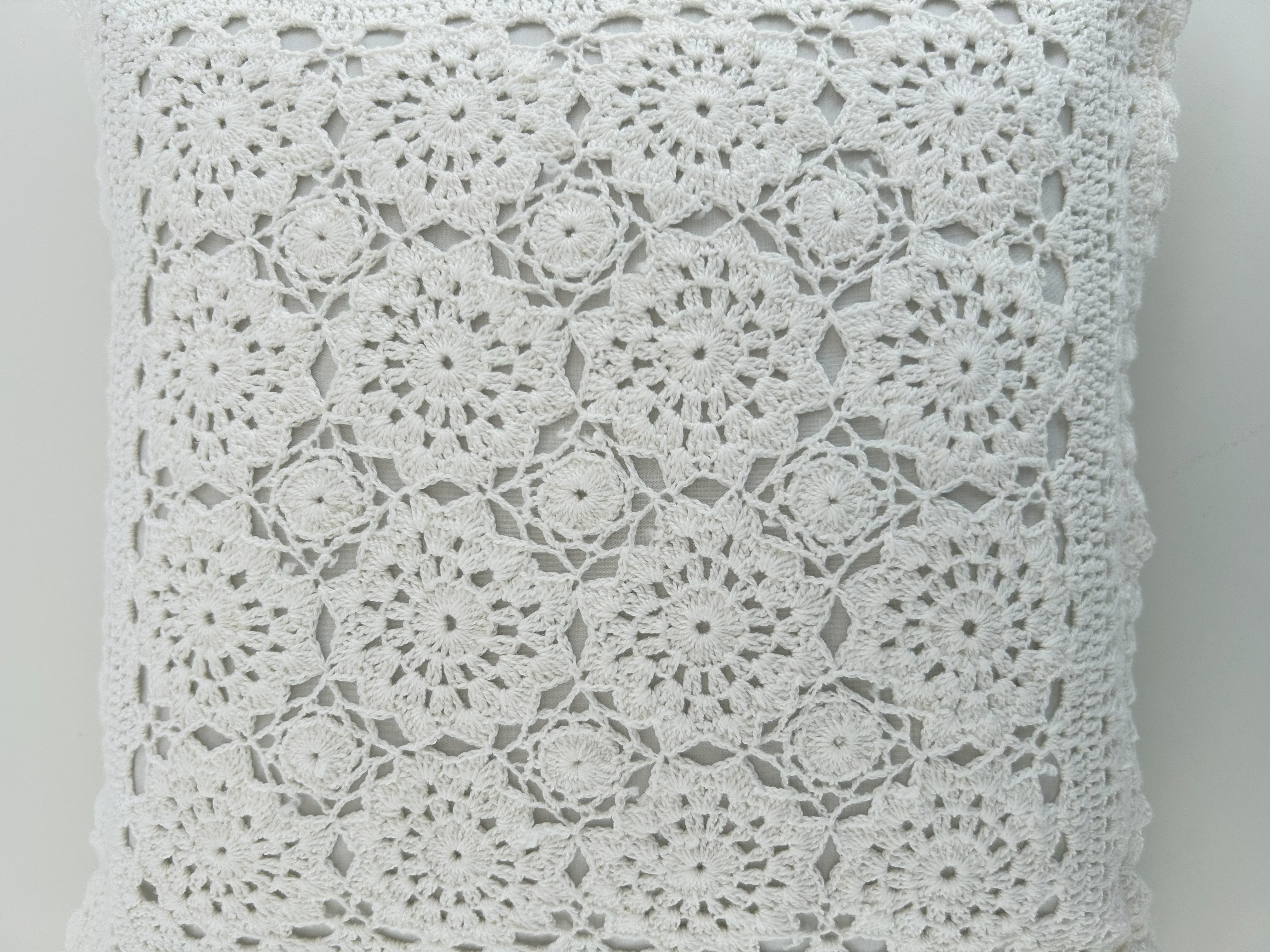 Half White Textured Crochet Cushion Cover – 16×16