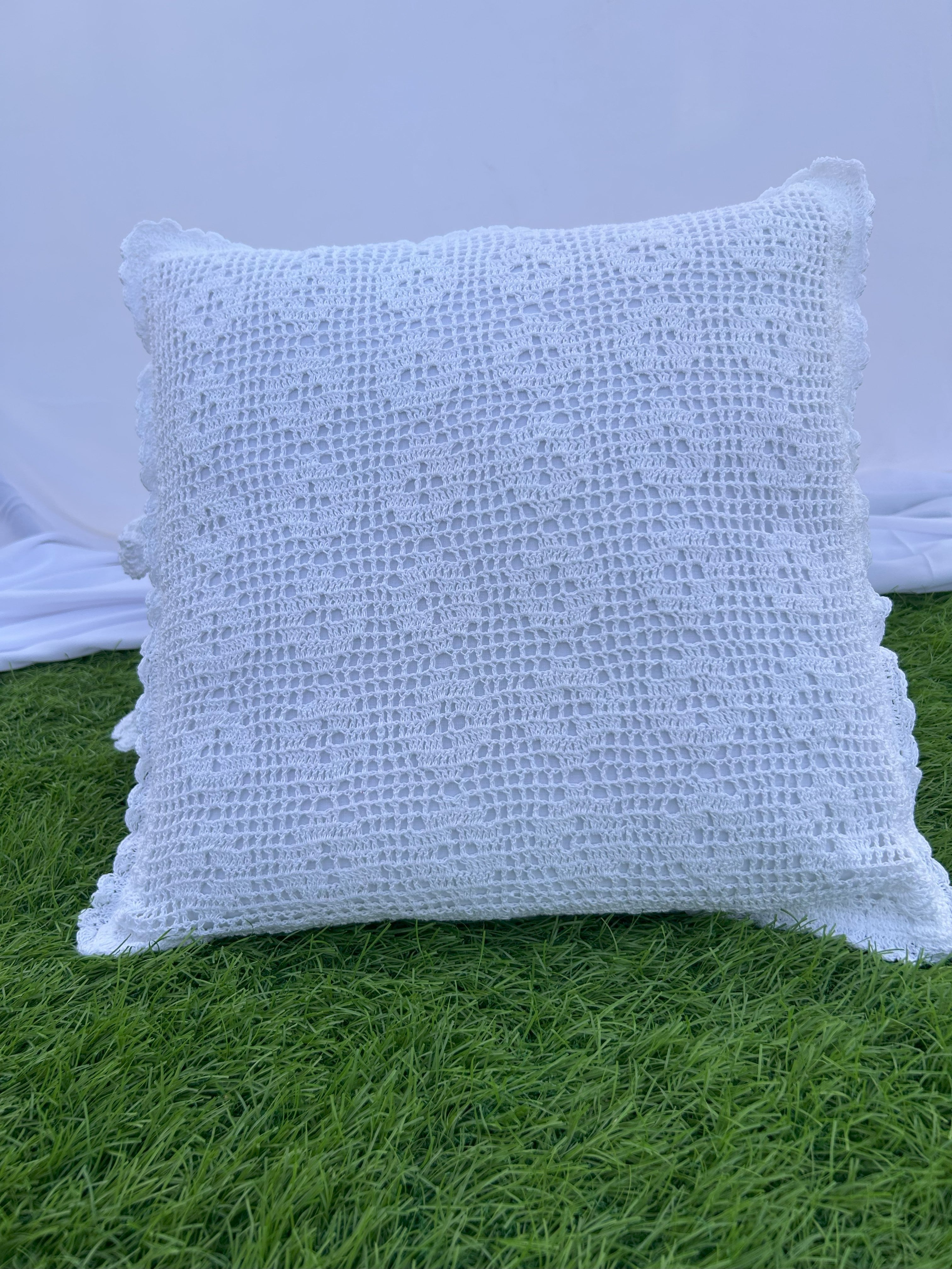 36 Diamond Crochet Cushion Cover – White – 16×16