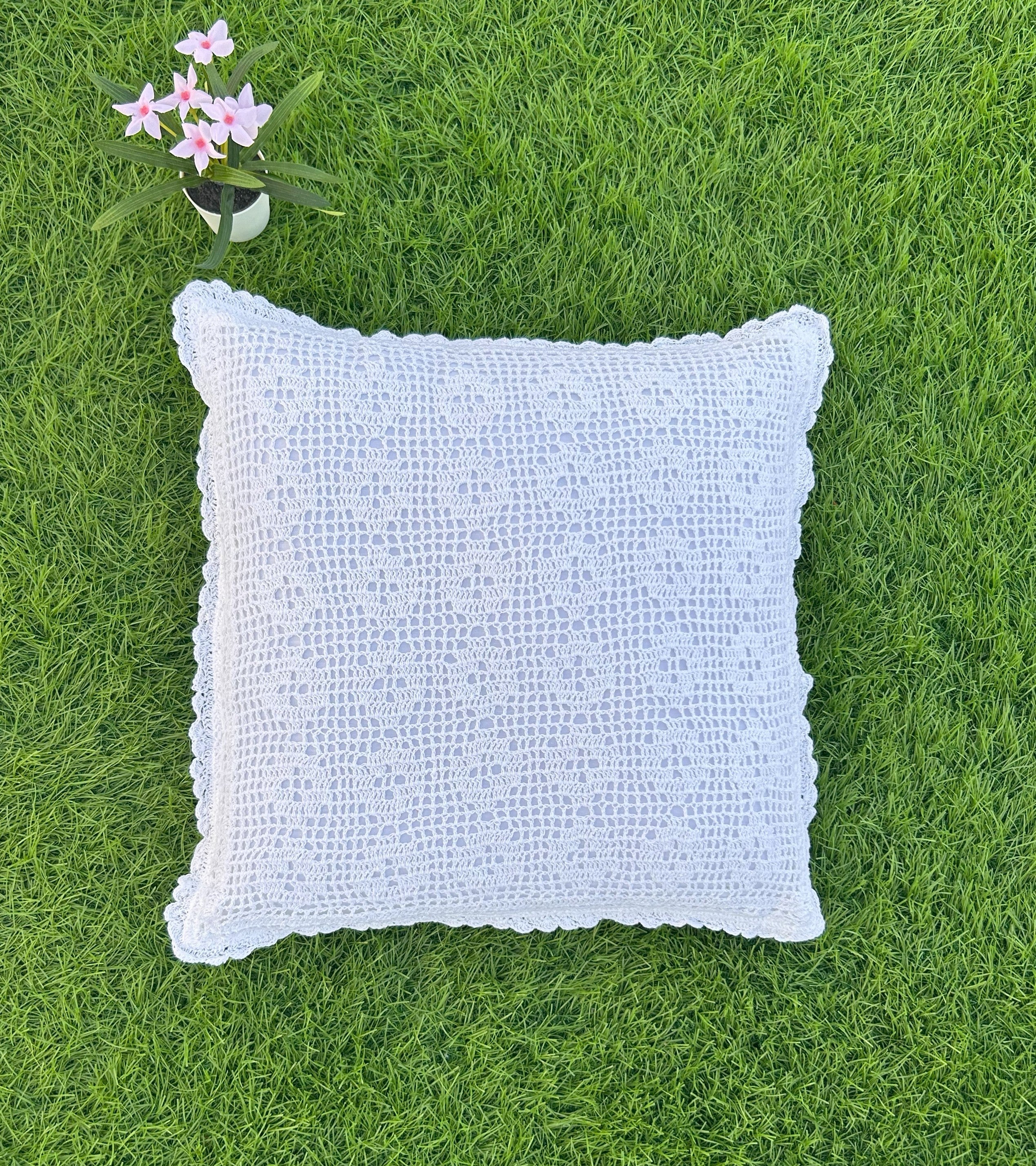 36 Diamond Crochet Cushion Cover – White – 16×16