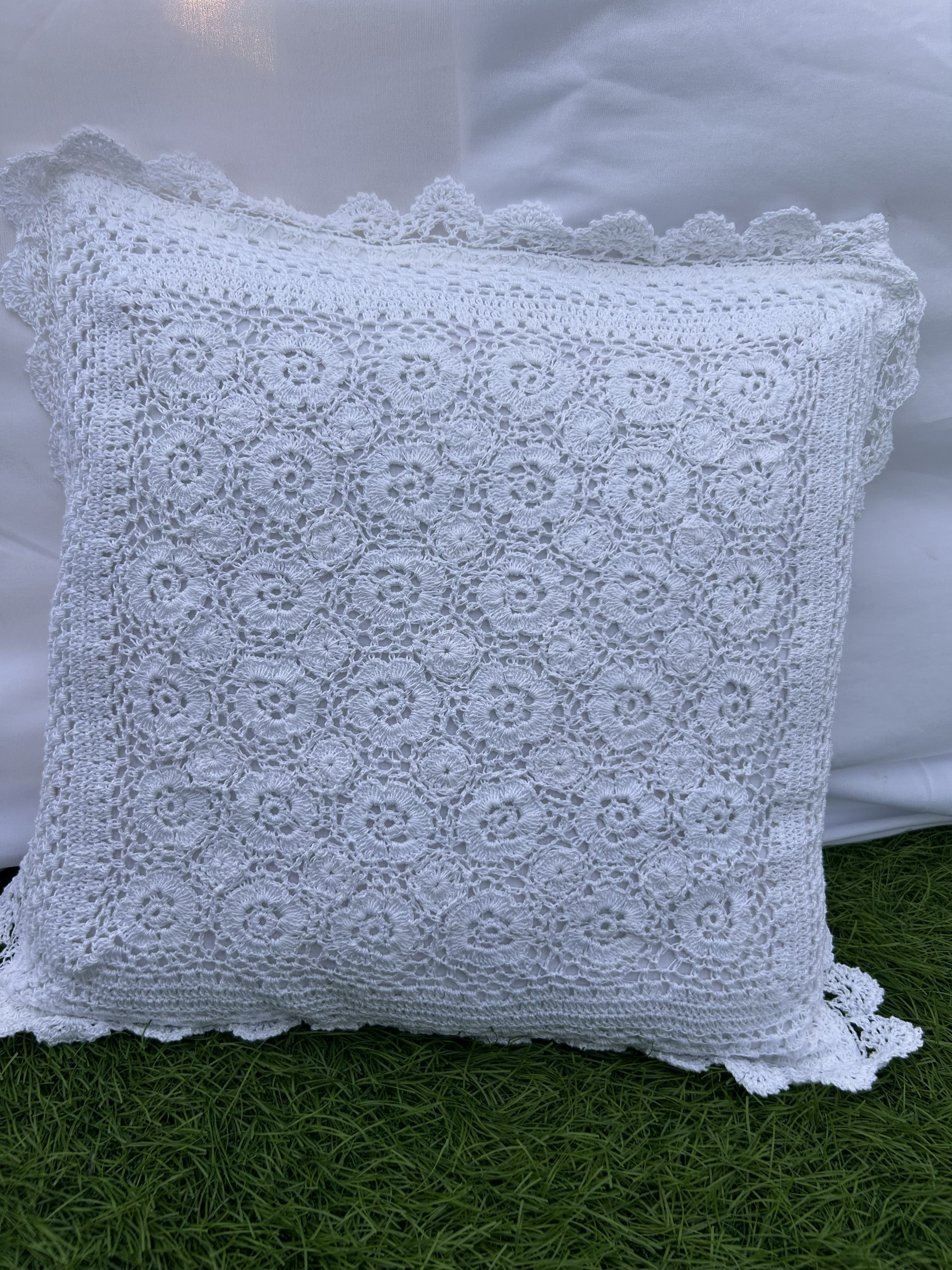 36 Roses Crochet Cushion Cover – White – 16x16