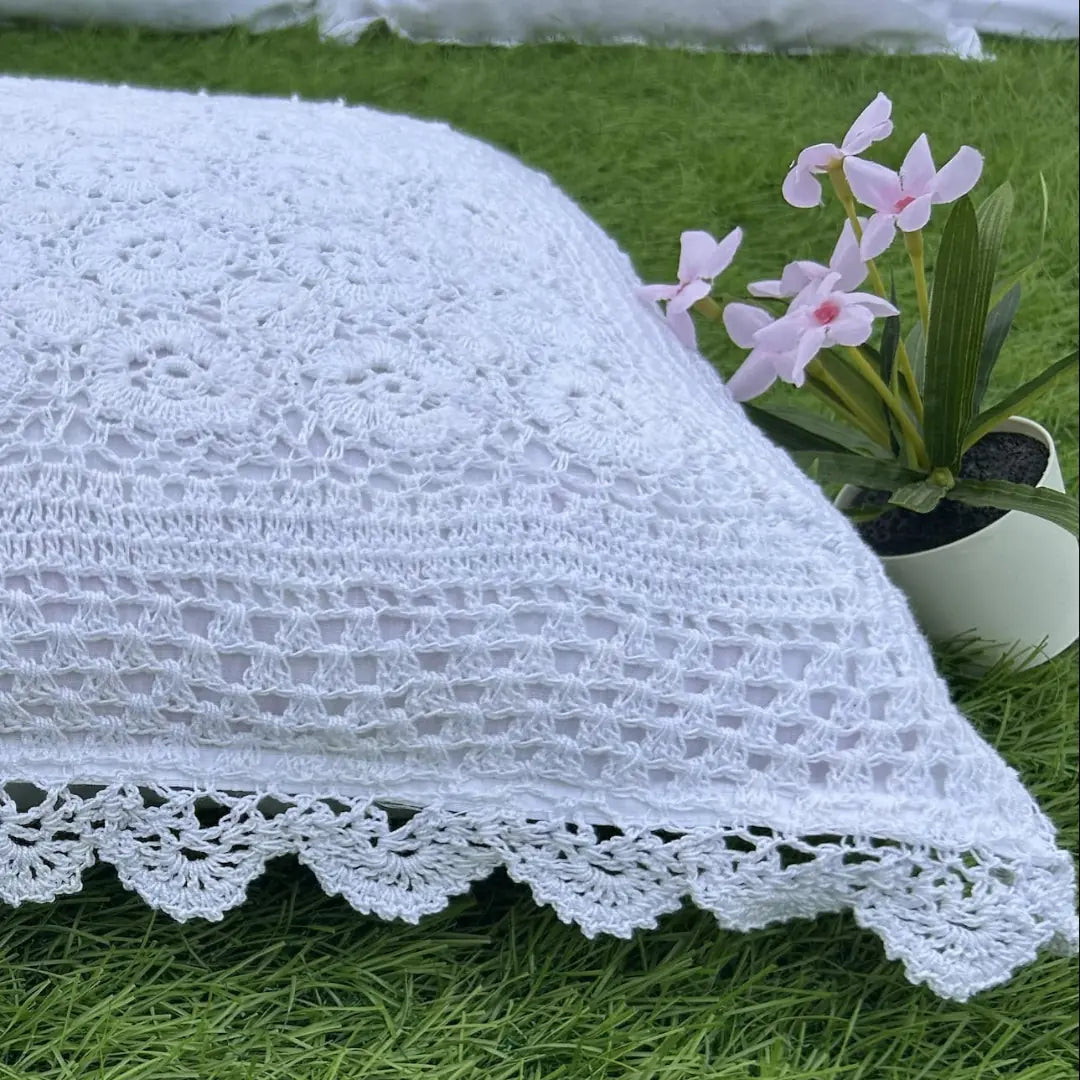 Vintage Rose Garden Crochet Cushion Cover (Floral)