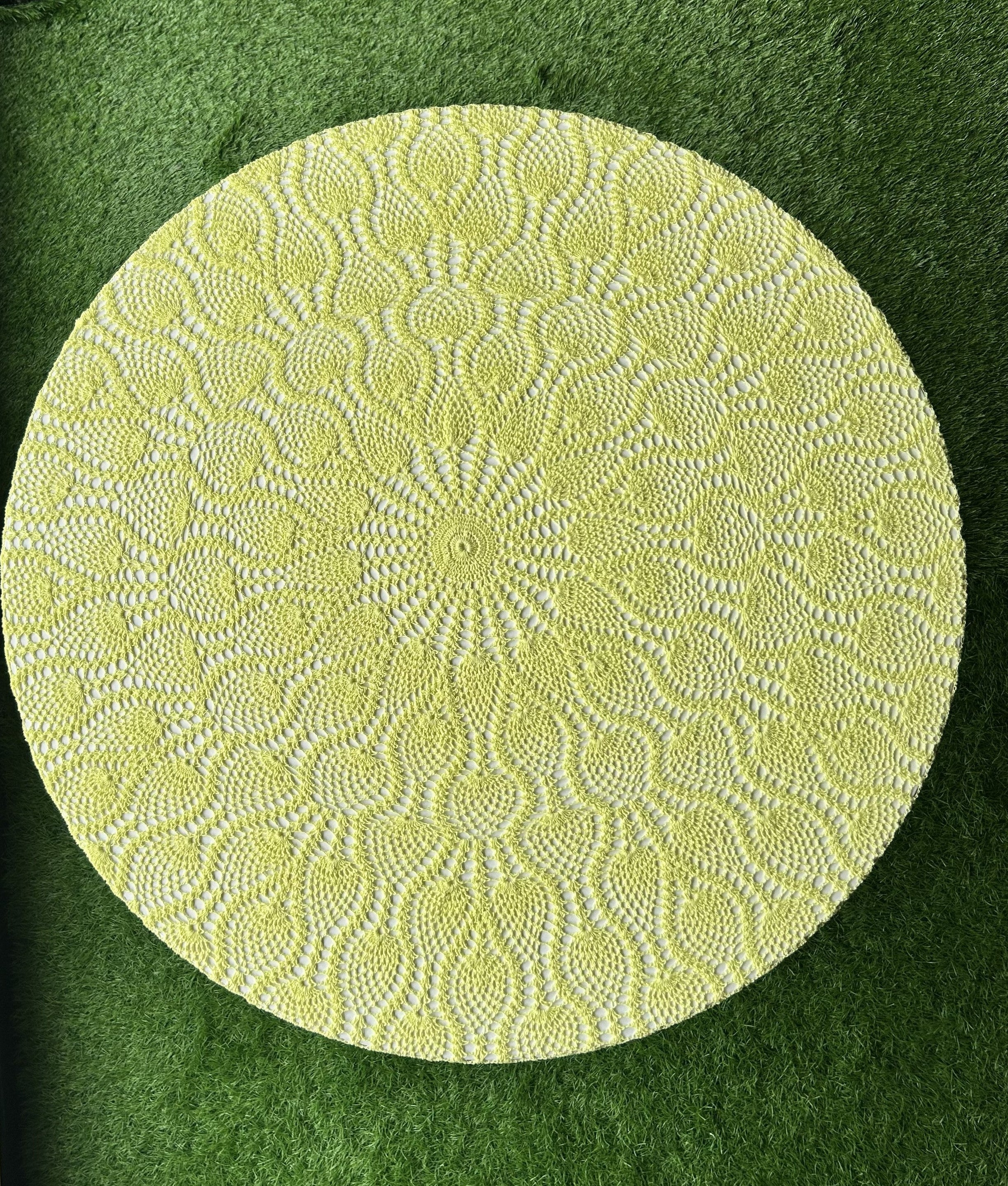 Round Crochet Tabletops - Lemmon Yellow