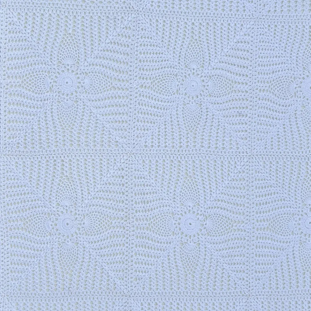 Victorian Hand-Knitted Lace Dining Cloth - Snow White