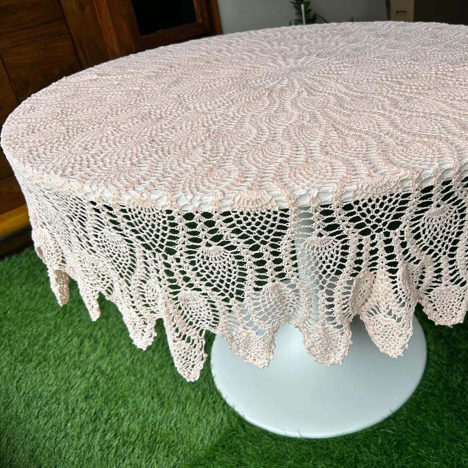Round Crochet Tabletops - Light Pink