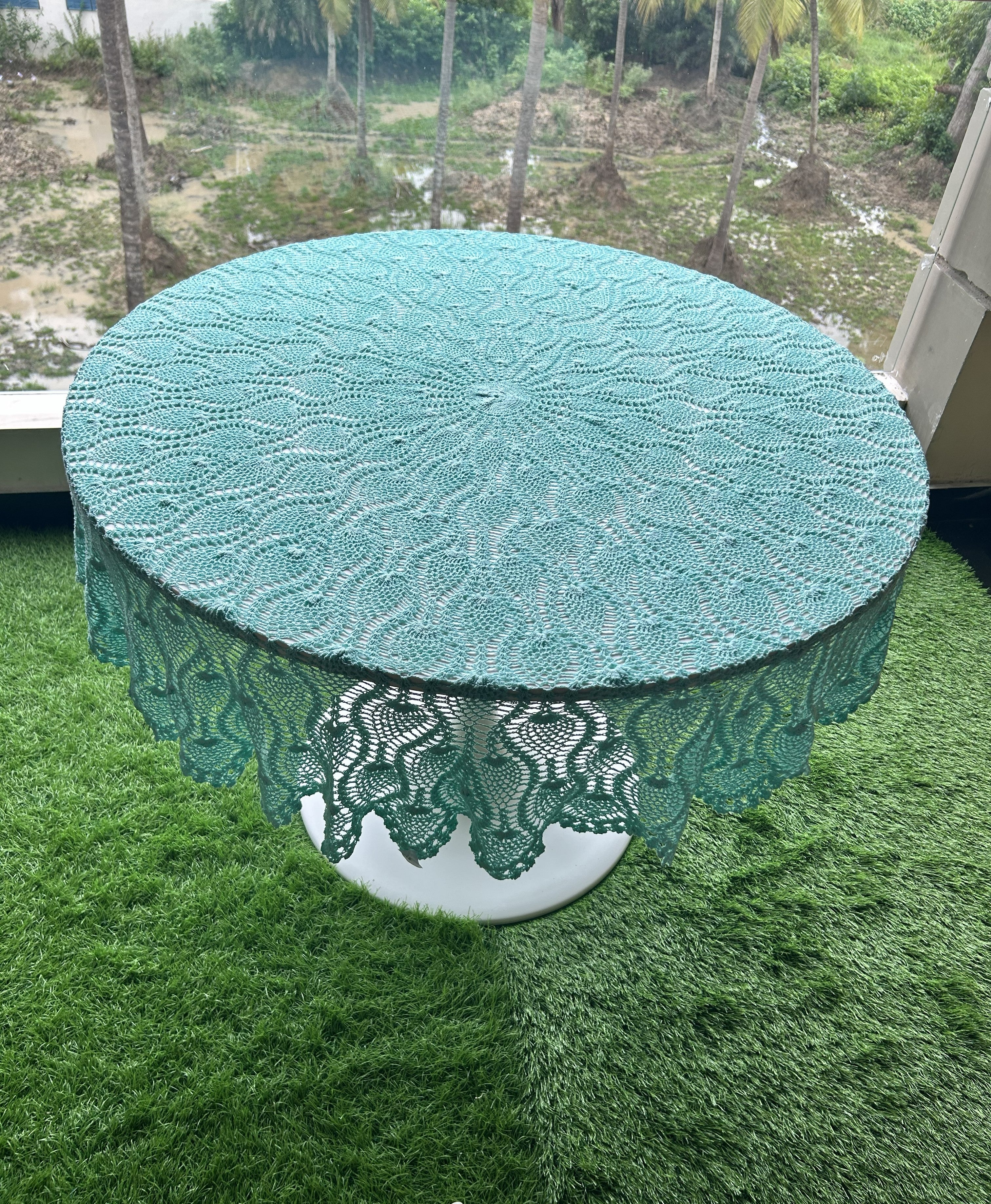 Round Crochet Tabletops - Soft Pistachio Mint