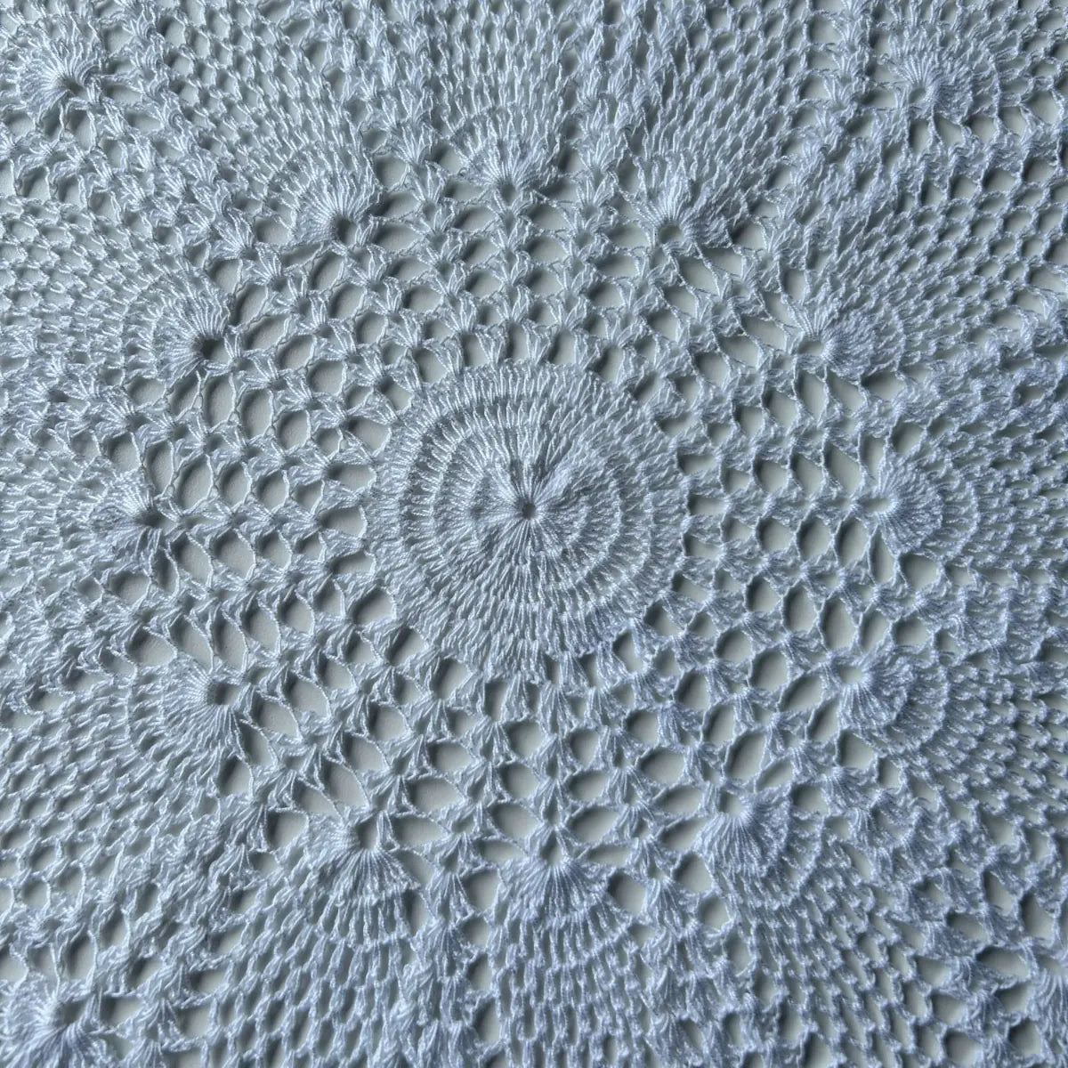 White Lace Round Table Topper (Centerpiece)