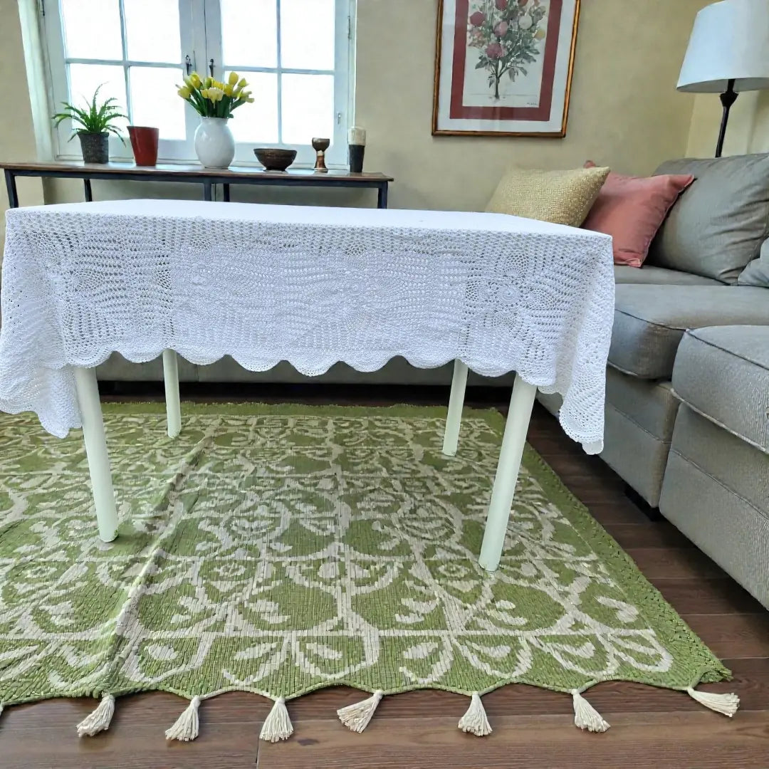 Victorian Hand-Knitted Lace Dining Cloth - Snow White