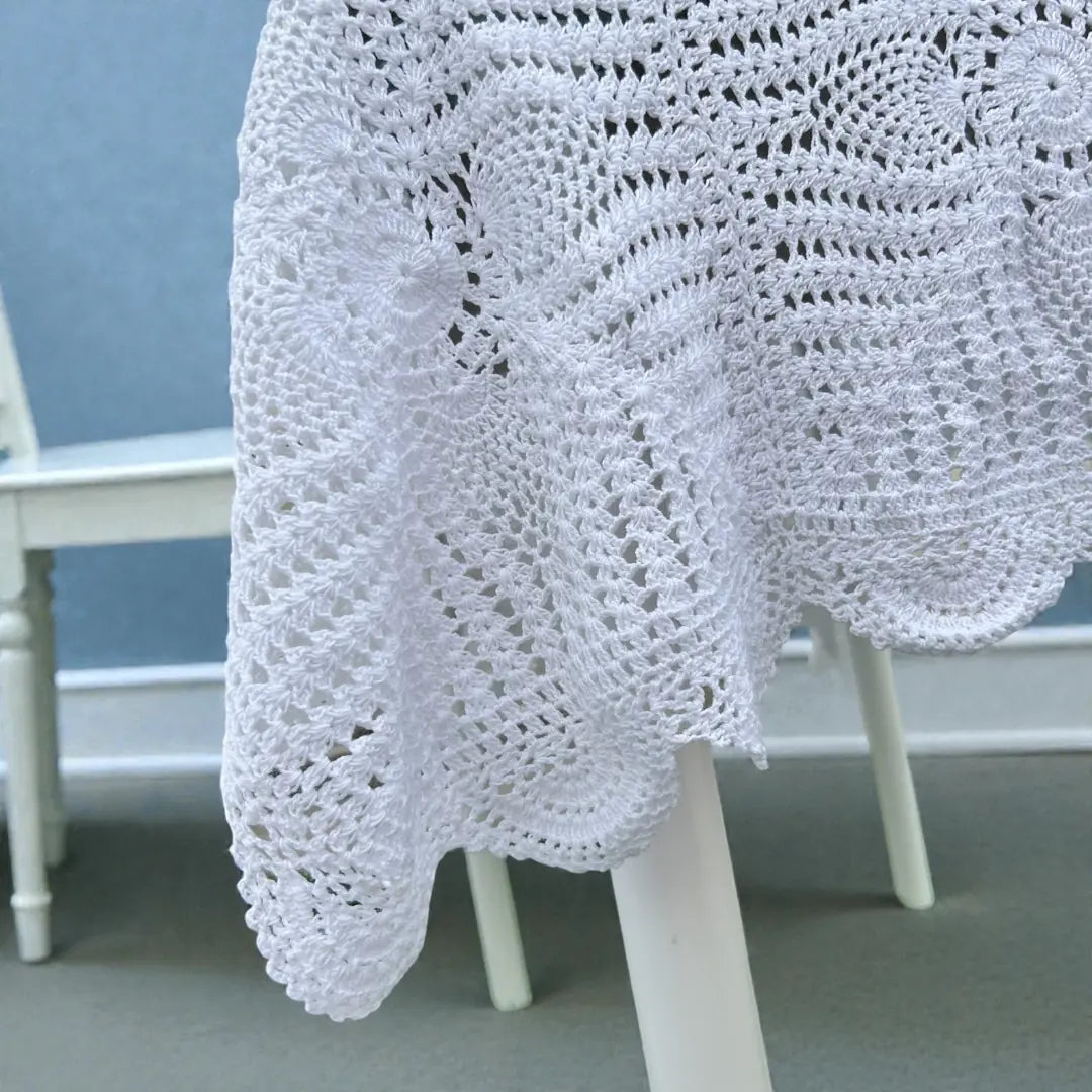 Victorian Hand-Knitted Lace Dining Cloth - Snow White