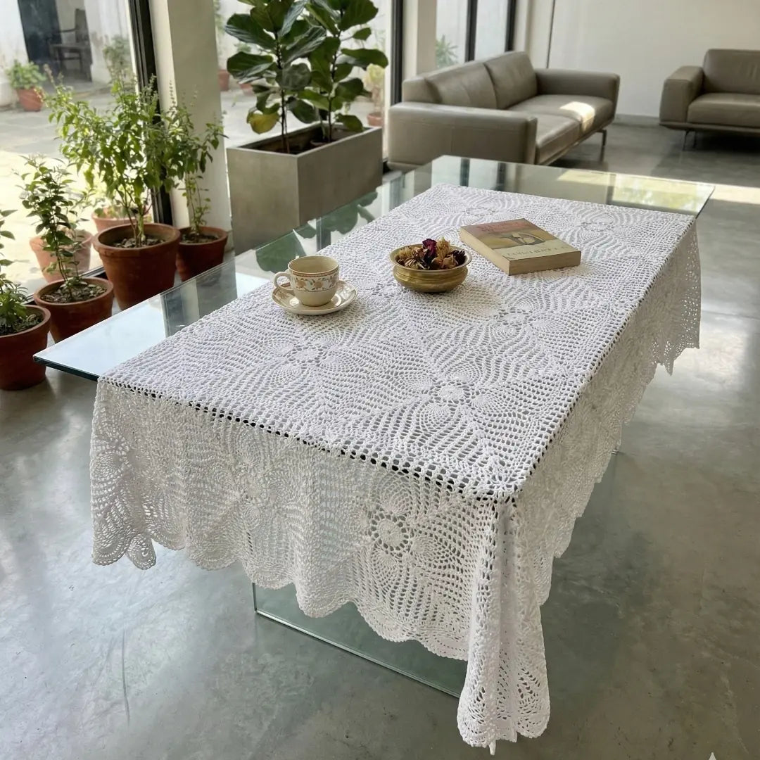 Victorian Hand-Knitted Lace Dining Cloth - Snow White