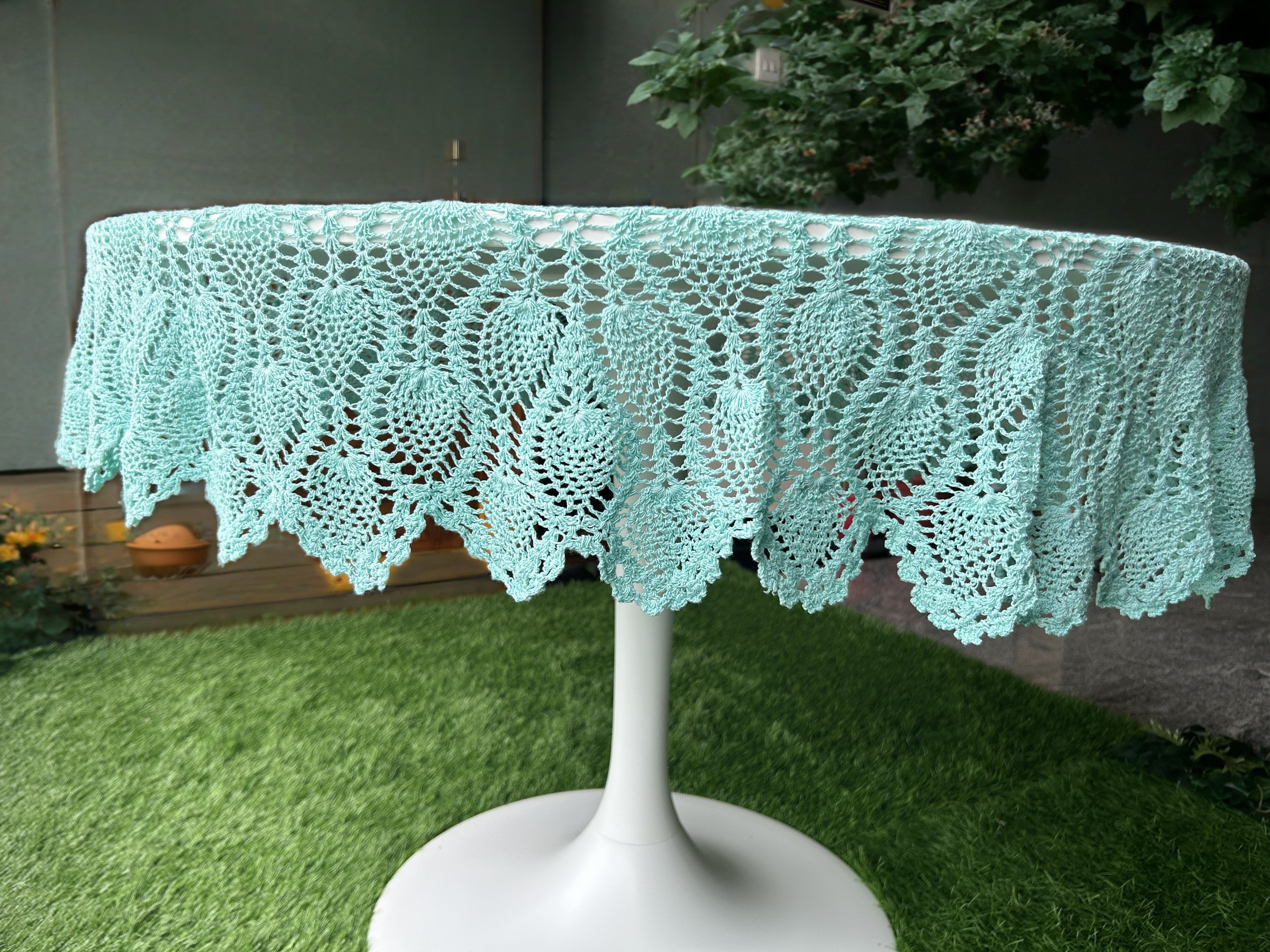 Round Crochet Tabletops - Soft Pistachio Mint